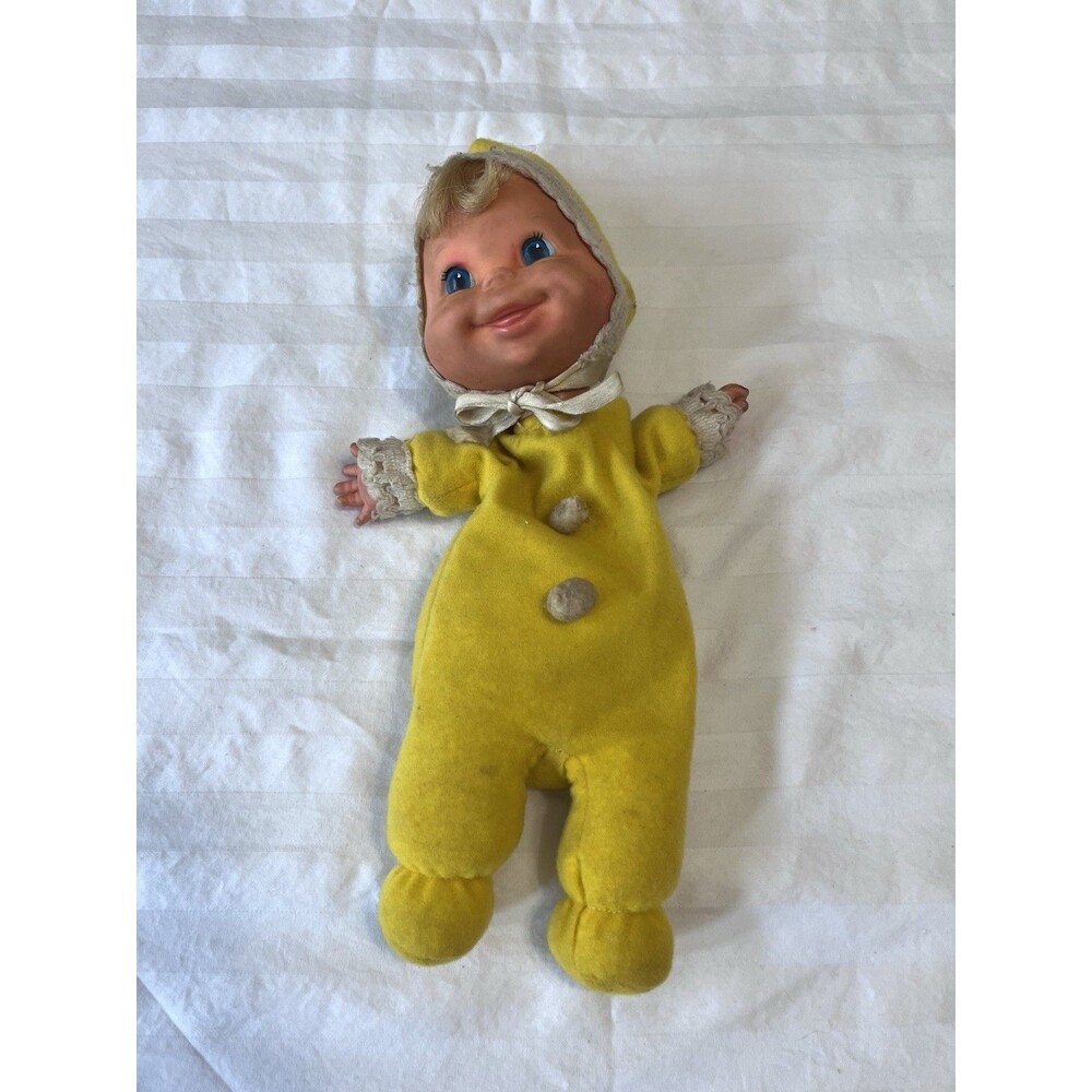 Vtg 1970 Mattel Booful Baby Beans Doll Yellow Beanie Bag Plush Toy Collectible
